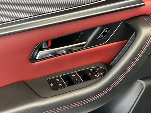 Used 2025 MAZDA CX-70 Plug-In Hybrid w/ Premium Plus image 24