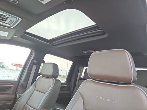 Used 2024 GMC Sierra 2500 Denali w/ Denali Reserve Package image 32