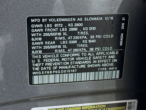 Used 2016 Volkswagen Touareg Sport AWD/4WD image 33