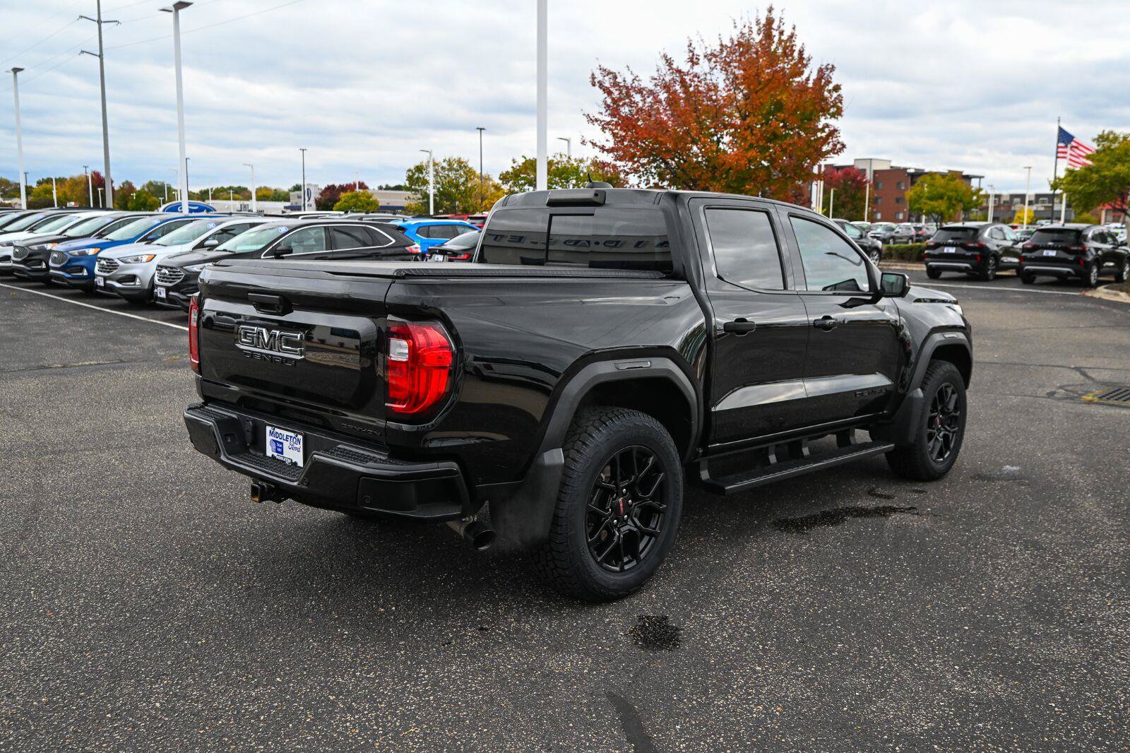 Used 2024 GMC Canyon Denali w/ LPO, Denali Black Edition AWD/4WD image 5