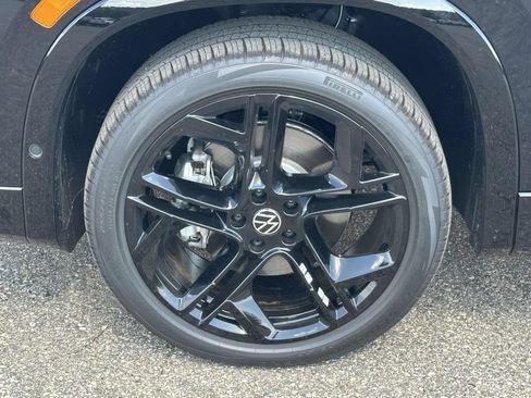 New 2026 Volkswagen Tiguan SE R-Line AWD/4WD image 7