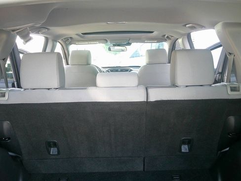 Used 2019 Honda CR-V EX image 7