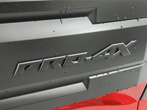 Certified 2026 Nissan Frontier PRO-4X w/ Pro-4x Convenience Package AWD/4WD image 18
