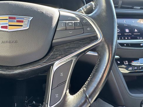 Used 2020 Cadillac XT5 Premium Luxury image 19