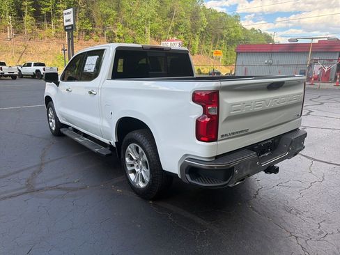 New 2026 Chevrolet Silverado 1500 LTZ w/ LTZ Premium Package AWD/4WD image 2