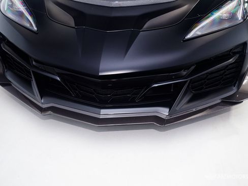 Used 2026 Chevrolet Corvette Z06 RWD image 3