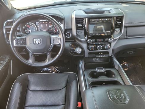 Used 2024 RAM 1500 Laramie AWD/4WD image 4