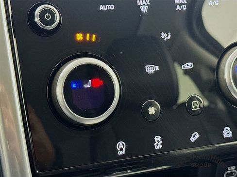 Used 2022 Land Rover Discovery Sport S image 26