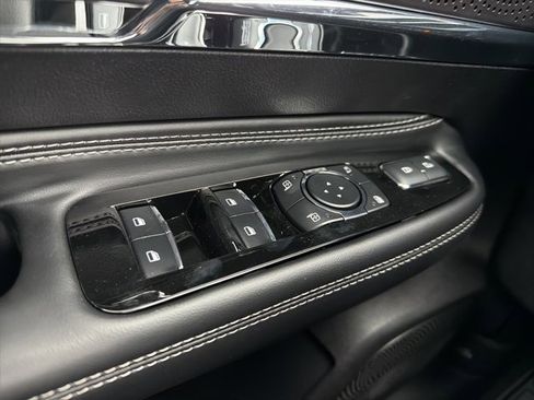 New 2026 Lincoln Corsair Premiere image 19