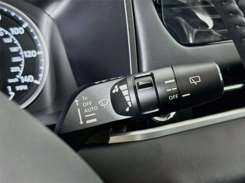 New 2026 Mitsubishi Outlander SE FWD image 5