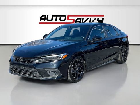 Used 2024 Honda Civic Sport Touring image 3