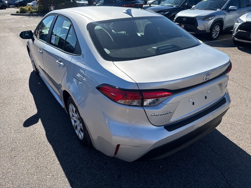 New 2027 Toyota Corolla LE FWD image 5