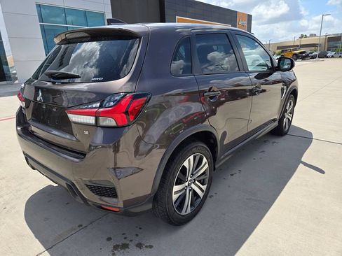 Used 2024 Mitsubishi Outlander Sport SE AWD/4WD image 3