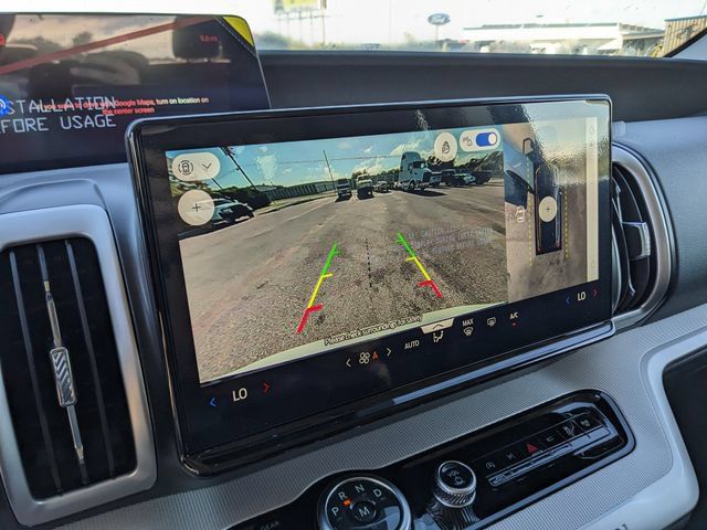Used 2025 Ford Expedition Active RWD image 28