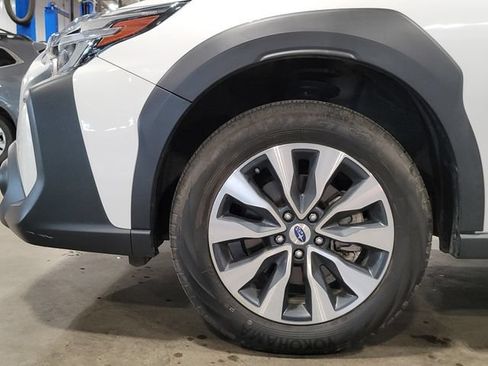 Used 2024 Subaru Outback Touring AWD/4WD image 16