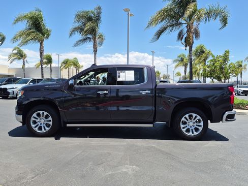 Used 2022 Chevrolet Silverado 1500 LTZ w/ Technology Package RWD image 7