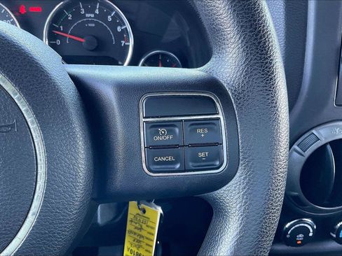 Used 2012 Jeep Wrangler Sport AWD/4WD image 20