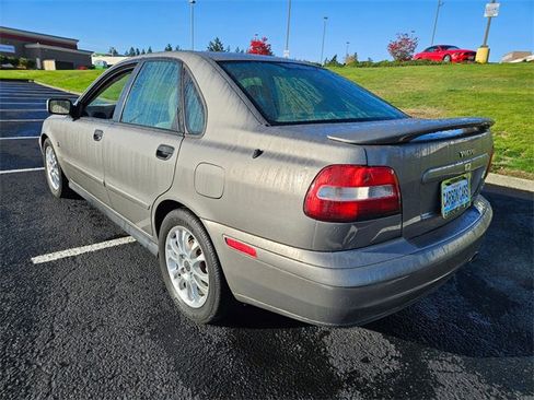 Used 2004 Volvo S40 image 5