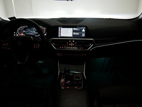 Used 2021 BMW 430i Convertible image 25