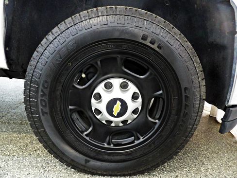 Used 2013 Chevrolet Silverado 2500 W/T image 18