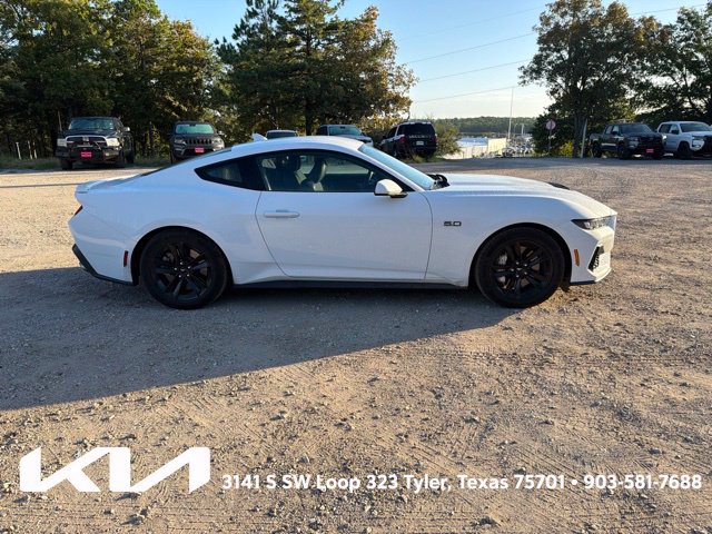 Used 2024 Ford Mustang GT RWD image 12