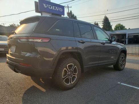 Used 2022 Jeep Grand Cherokee Trailhawk w/ ADV Protech Group II AWD/4WD image 4