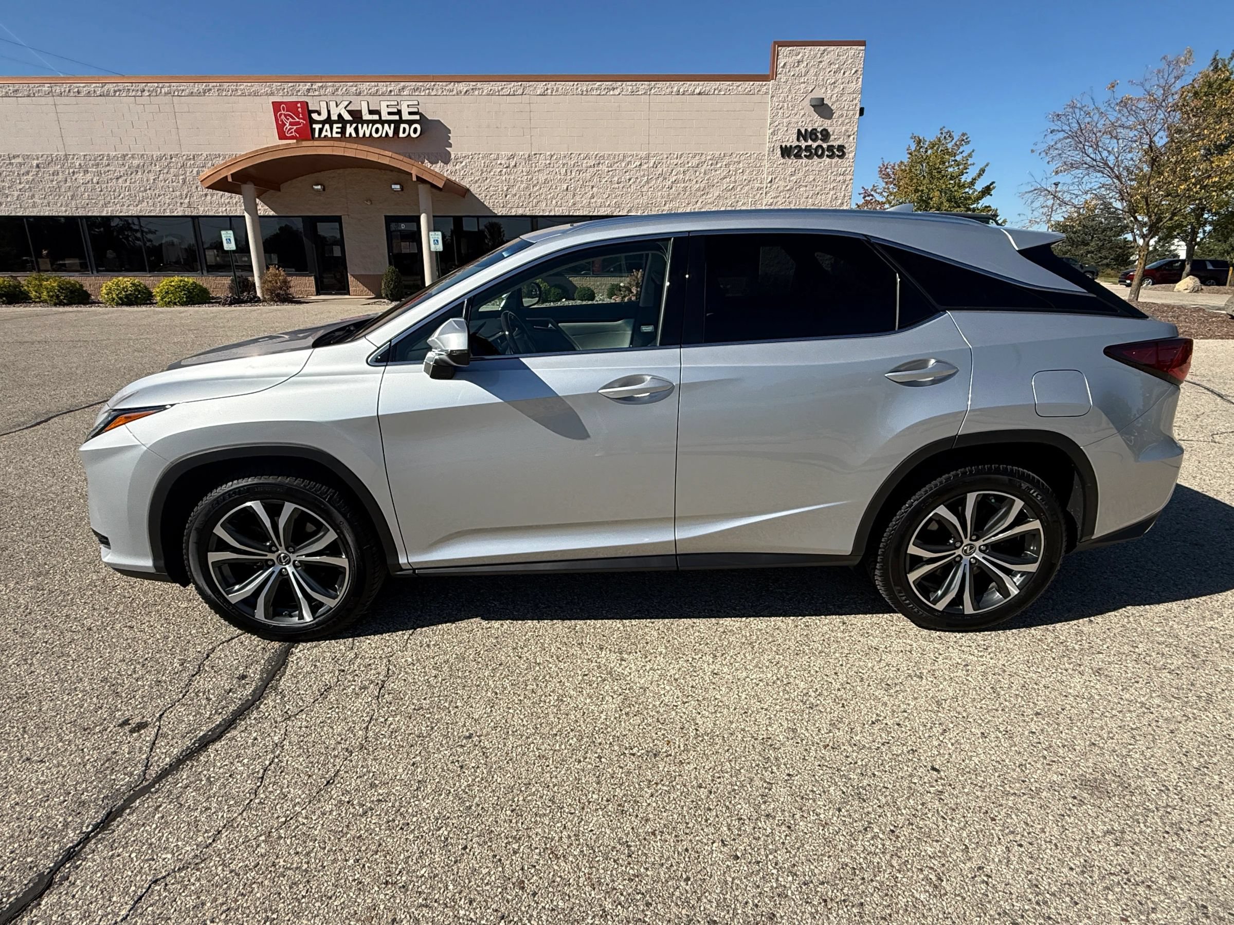 Used 2018 Lexus RX 350 AWD w/ Premium Package image 2