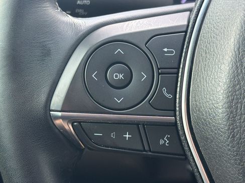 Used 2019 Toyota Camry XLE FWD image 15