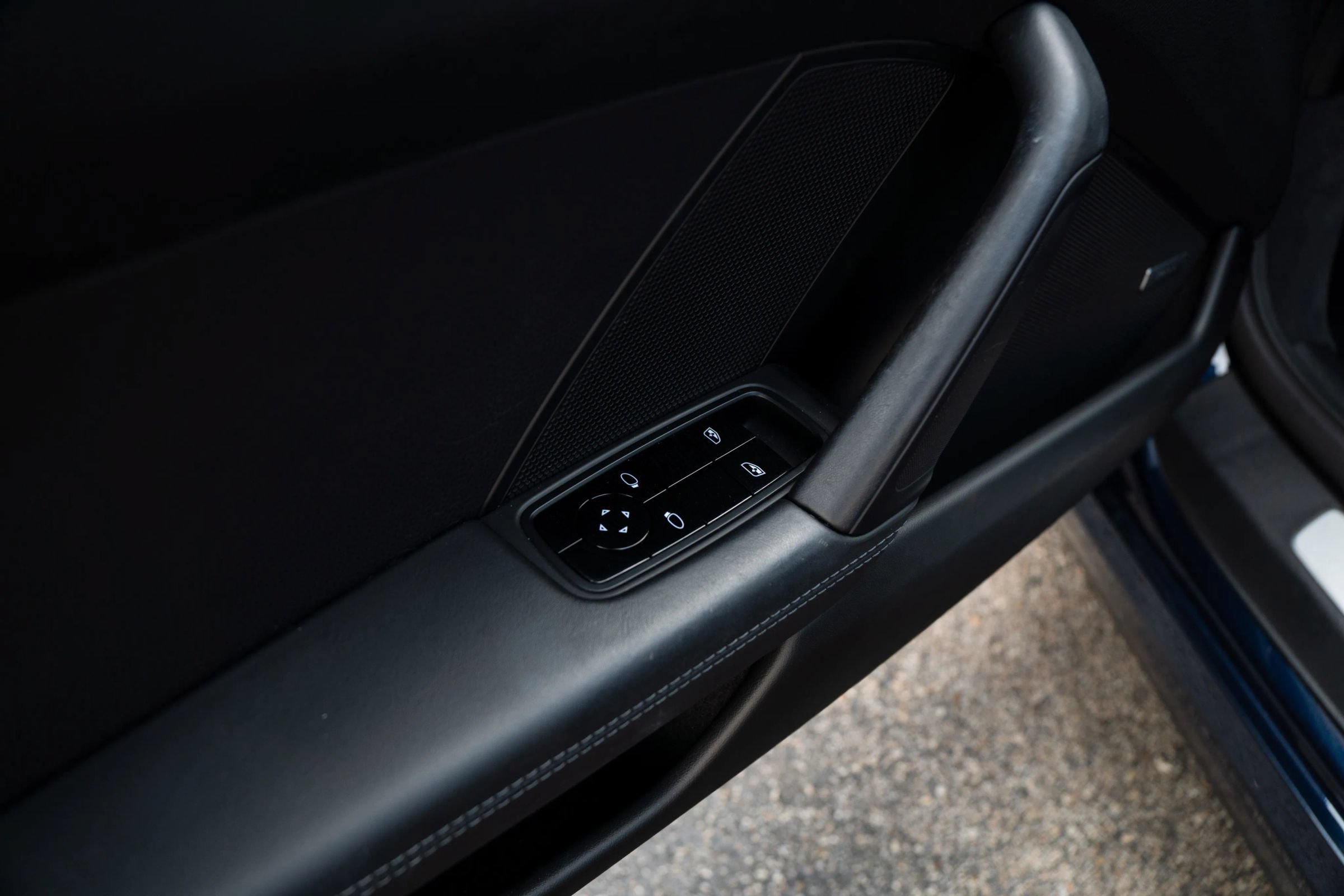 Used 2020 Porsche 911 Carrera RWD image 23