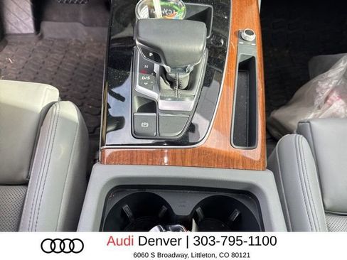 Used 2023 Audi Q5 2.0T Premium Plus w/ Premium Plus Package AWD/4WD image 12