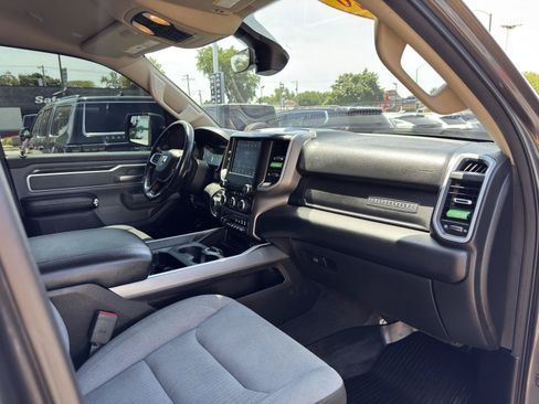 Used 2020 RAM 1500 Big Horn AWD/4WD image 38