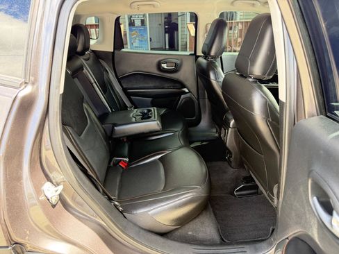 Used 2020 Jeep Compass Limited AWD/4WD image 35