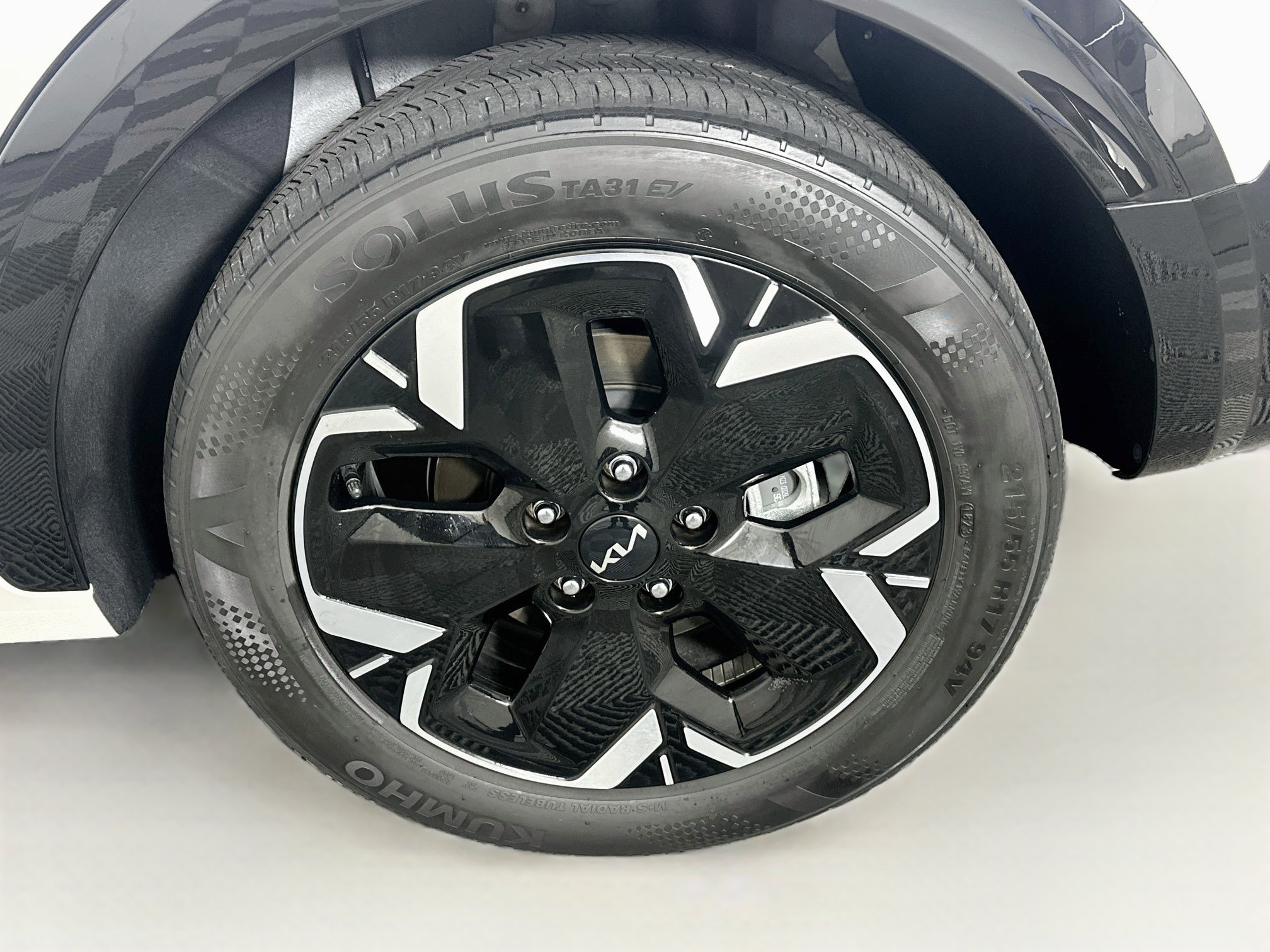 Used 2023 Kia Niro Wind FWD image 11