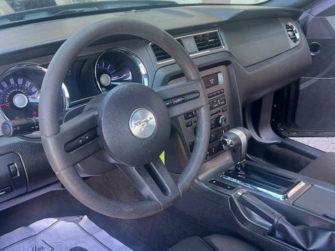 Used 2011 Ford Mustang Coupe w/ 101A Rapid Spec Order Code RWD image 11