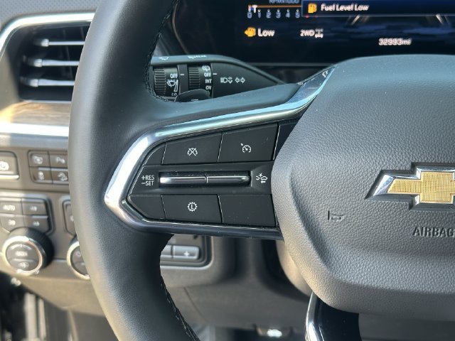 Used 2025 Chevrolet Tahoe High Country AWD/4WD image 14
