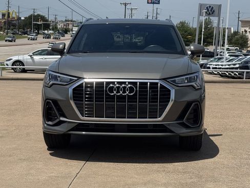 Used 2022 Audi Q3 2.0T Premium Plus w/ Premium Plus Package AWD/4WD image 9