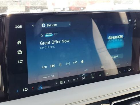 New 2025 Lincoln Aviator AWD w/ Jet Appearance Package image 18