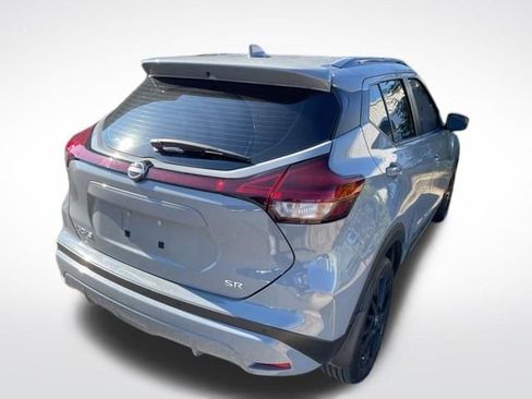 Used 2024 Nissan Kicks SR w/ SR Premium Package image 8