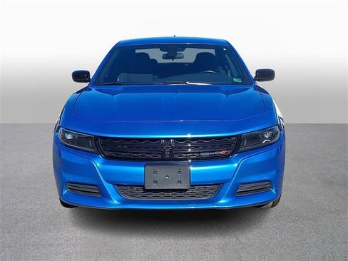 Used 2023 Dodge Charger SXT image 2