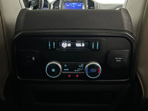 Used 2021 Ford Expedition Limited AWD/4WD image 30