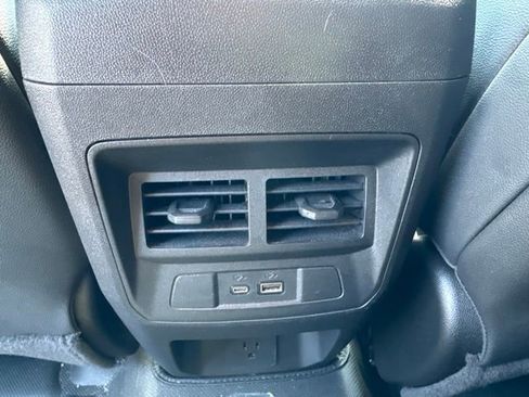 Used 2024 GMC Canyon AT4 w/ AT4 Premium Package AWD/4WD image 27
