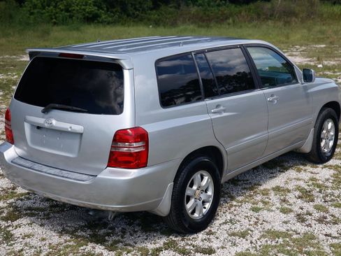 Used 2001 Toyota Highlander 2WD V6 image 11