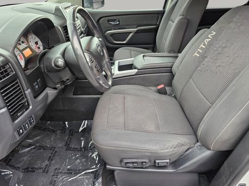 Used 2015 Nissan Titan PRO-4X image 22