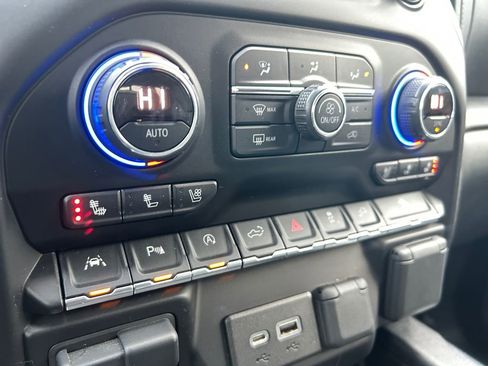 Used 2019 Chevrolet Silverado 1500 LTZ w/ LTZ Plus Package image 36