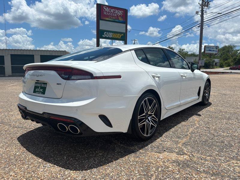 Used 2023 Kia Stinger GT2 RWD image 5