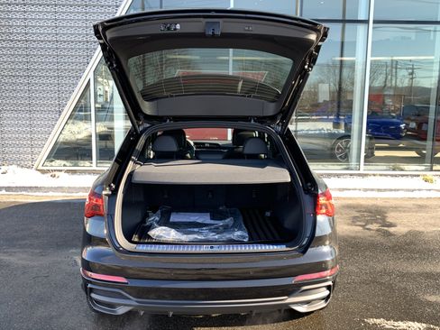 New 2025 Audi Q3 2.0T Premium image 22