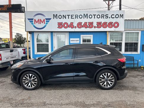 Used 2020 Ford Escape Titanium image 1