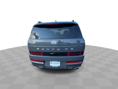 Used 2025 Hyundai Santa Fe Limited FWD image 7