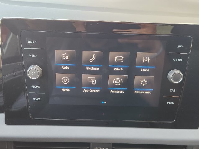 Used 2026 Volkswagen Jetta SE FWD image 4