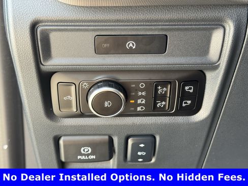 Used 2025 Ford F150 Lariat AWD/4WD image 22